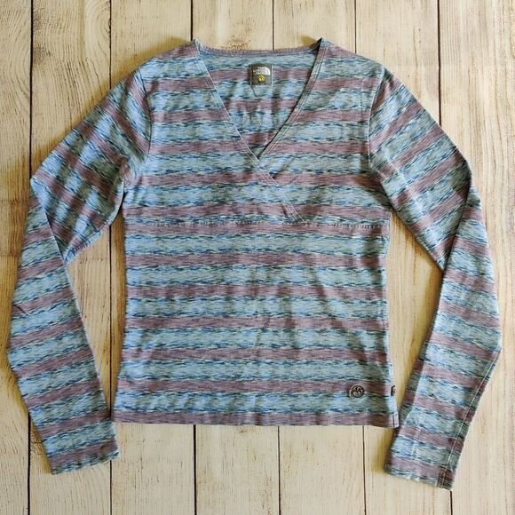 The North Face A5 Series surplice neckline LS top - Picture 5 of 12